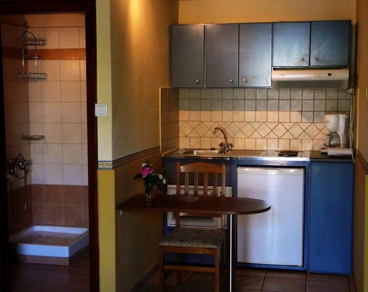 Apartament Alexandros & *
